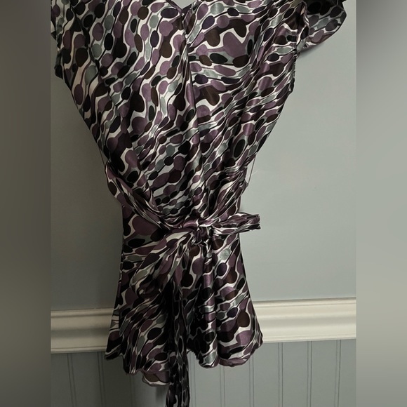 Top - Picture 4 of 4